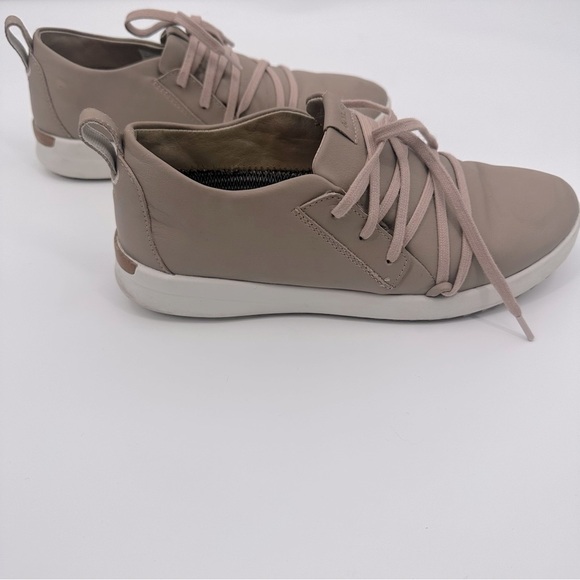 Olukai | Women's Malua Li Casual Shoes Size 9 - Picture 4 of 9